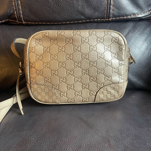 Gucci Bree Disco Guccissima In Gold - Picture 5 of 16